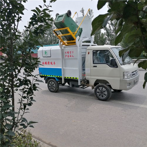 開封小型吸糞車選購(gòu)指南 福哲環(huán)衛(wèi)設(shè)備助力高效清污